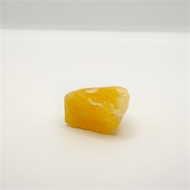 Кальцит желтый 2-5 см, под коллекцию (без подвески), Китай 1678