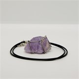 Аметист 3-5 см, необработанный, с подвеской (вощёная нить), Бразилия 1674