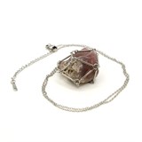 Сердолик 3-5 см, необработанный, с подвеской, Россия 1698